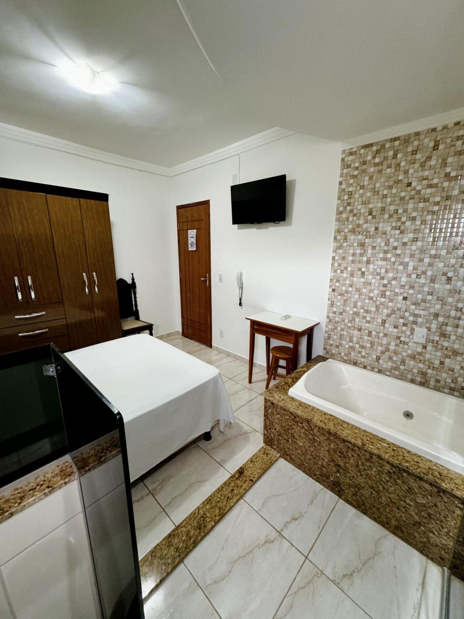 Pousada Brasao Governador Valadares Esterno foto